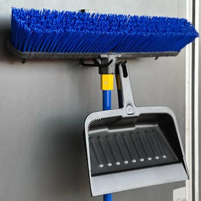 🔥49% Off🔥Heavy-Duty Magnetic Hook  | For Garage, Workshop, Van & Shed Organization