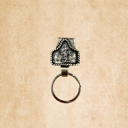 🤠Vintage Letter Keychain